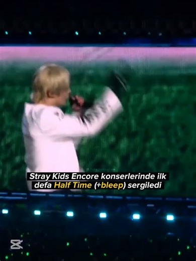 Tek full şekilde bulduğum half time perfon.nın bu videosu #skz #stay #keşfet