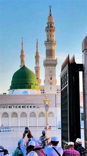 ya Muhammad Mustafa nabi salle ala.