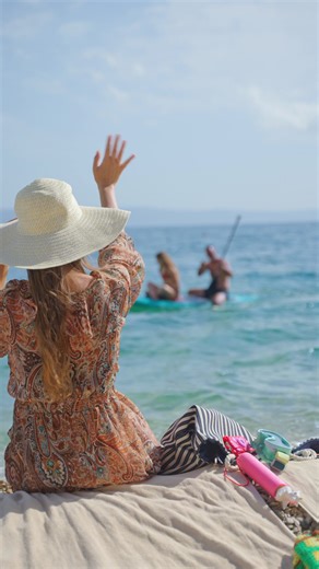[𝐀𝐥𝐥-𝗶𝐧𝐜𝐥𝐮𝐬𝐢𝐯𝐞. 𝐓𝐚𝐣𝐧𝐚 𝐝𝐨𝐛𝐫𝐨𝐠 𝐨𝐝𝐦𝐨𝐫𝐚] 🌞 Dobro došli u Bluesun hotel Neptun, Tučepi. :) Iskoristite izvrsne uvjete rezervacije i uživajte u ispunjenom obiteljskom odmoru bez briga! 🧒 dodatan popust za dulje boravke 🧒 vrhunska all-inclusive usluga 🧒 do 3 djece boravi besplatno 🧒 veliki vanjski bazen 🧒 odmor uz najdužu plažu na Makarskoj rivijeri Zatražite personaliziranu ponudu i odbrojavanje do godišnjeg odmora može započeti! :) | Bluesun Hotels & Resorts - Croat
