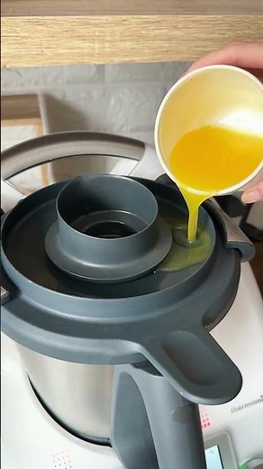 😍🤩 Make your own hollandaise sauce | Thermomix® recipe