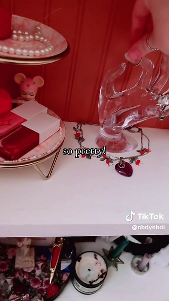 Create a Beautiful Altar for Aphrodite