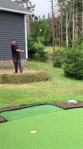 Building a backyard bunker #golf #golflife #golftiktok #backyard #diy