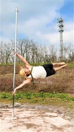 Amazing Pole Dance 💖 Fitness With Yoga Vlog ❣️ #shorts #poledance