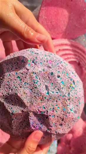 Enjoy the Crunchy Sounds of Asmer Chlk at the Gym