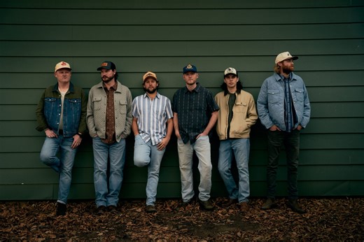 Clay Street Unit Releases New Bluegrass Tune “Rollin’,” Announces Debut Album Out In February | Whiskey Riff