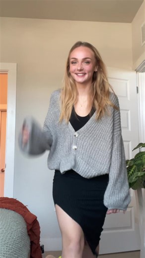 happy sunday :) #ootd #miltok #military #militarytiktok #womeninmilitary #womeninuniform #afmedic #militarymedic #medic #airforce #army #navy #marinecorps #coastguard #spaceforce #fypシ #foryoupage #foryou #fyp