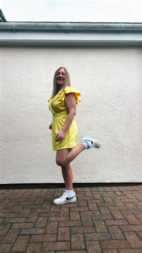 Wearing my Easter 🐣 colours today! #shuffling #shuffle #shuffledance #shufflemoves #dance dc @✨WILDRISING SHUFFLE✨