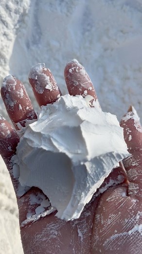 Video nuevo! #maizena #divineasmr #oddlysatisfying #cornstarchasmr #abundancia #abundanciainfinita | Divine ASMR