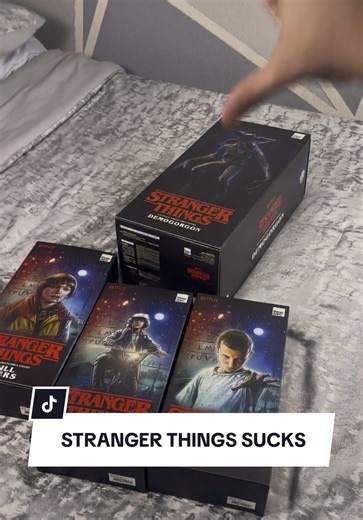 STRANGER THINGS SUCKS💔 #strangerthings5 #strangerthings #actionfigures #scammed #eleven