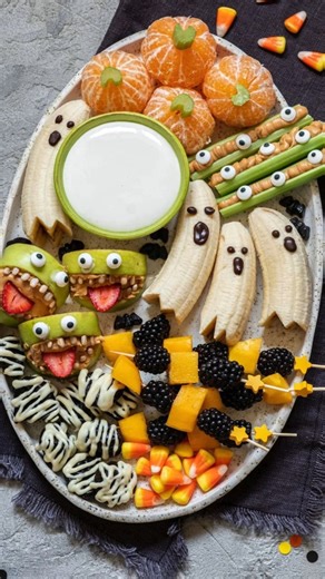 👻✨ Halloween snack inspo that’s both spooky and snackable! Whether you’re hosting a fall get-together, planning a classroom party, or just trying to surprise the kids after school — these Halloween charcuterie boards and kid-friendly snacks are the perfect mix of festive and fun. Think: ghost-shaped cheeses, candy corn fruit cups, pumpkin-shaped sandwiches, and spiderweb dips that are way too cute to be scary. 🎃 Little ones will love helping assemble the treats — and parents will love that it’