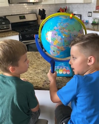 "What do you want to learn about?" ✨ (Sound on to hear this ADORABLE...