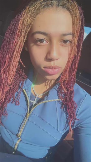 PZ4💕 (@tehehe6776)’s videos with original sound - ⠀ ⠀ ⠀ ⠀