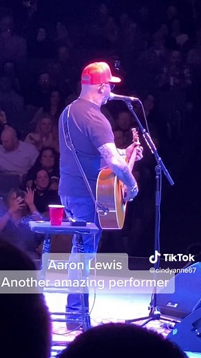 #aaronlewismusic #aaronlewis