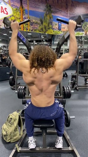 Pull Exercise soo easy for back development