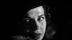 Las perversiones de Livia Tráiler VO