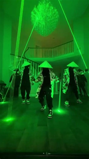 Hypnotic Alien Dance: UFO MOB with Lasers & EDM