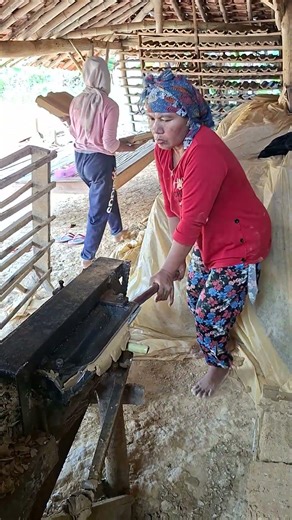 clay roof tile making process #trending #creatives #construction #amazing #fast