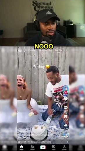 I think she wants a girl #shortsviral #duckydee #funny #shortvideos