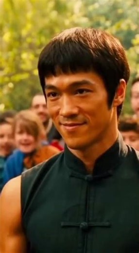 Bruce Lee’s Monkey Banana Redirection — Perfect Timing & Control