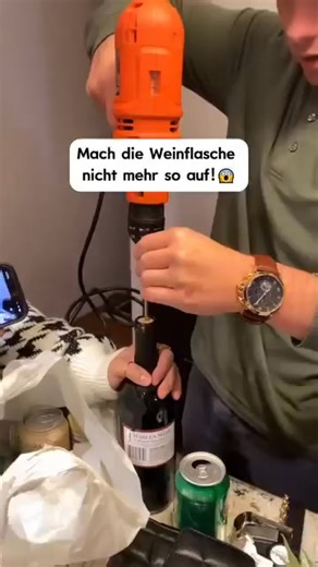 🍾Der perfekte Korkenzieher! Sie werden nie wieder einen anderen Korkenzieher brauchen. Mit einem einfachen Drücken, Pumpen und Ploppen können Sie den Korken in wenigen Sekunden aus jeder Weinflasche entfernen. 👉https://t.site/492CT1s | Froehlich-keit.com