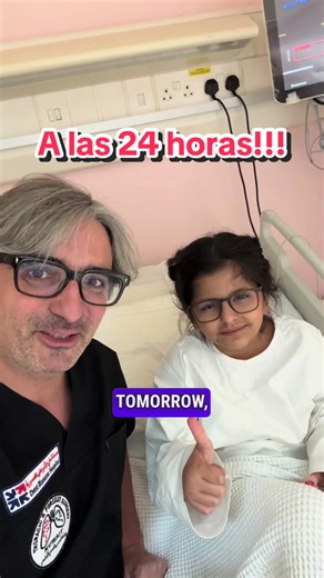 Ayer operamos a Muna, una paciente de nueve años con una malformación congénita en el lóbulo medio. Hicimos una lobectomía usando una incisón de tan solo 2 cm. En menos de 24 horas ya estaba en la planta sin drenajes y caminando y mañana esperamos darle el alta #kuwait #pediatria #malformacion #cirugia #niños