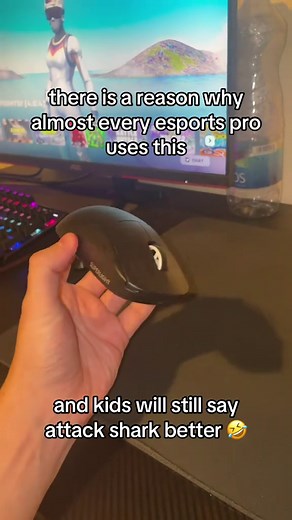 g pro x superlight 2 is the best gaming mice. #logitech #superlight2 #gproxsuperlight #fortnite #tech