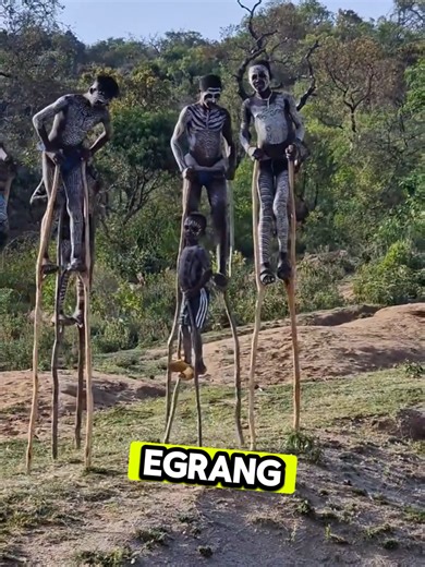 Egrang: Alat Bertahan Hidup bagi Suku Ini