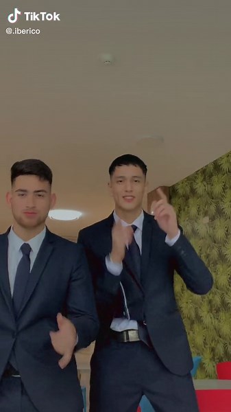 Formal Communication Through Gestures in a Corporate Setting