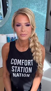 Turn up the artistry with Powder Play Lite—unlock soft texture and volume for side ponytails worth a hundred double-takes. | SexyHair