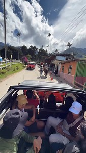 Salento #koń #colombia #salento #polska #coffee #viewpoint #wakacje #streetfood #polskakuchnia #treking #warszawa #góry #wakacje #kolacja #restauracja #foodvlog #youtube #kotlety #polacyzagranica #zupa #streetfood #obiad #śniadanie | Ucieczka_w_Tropiki