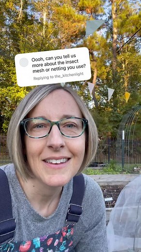 Insect mesh can be a game changer if your brassicas keep getting eaten up by bugs. 🥬 cabbage moths love to lay eggs on broccoli, cabbages, and kales. Then those little eggs hatch and the babies make Swiss cheese of your lovely plants 🌱. Covering with insect netting is a non chemical way to combat the bad guys. The steel wire mesh sheet as it’s called is from @lowes. I get the ones that are 10’ long, they bend easily and can be cut down with wire cutters. The 10’ size makes a great arch for acr