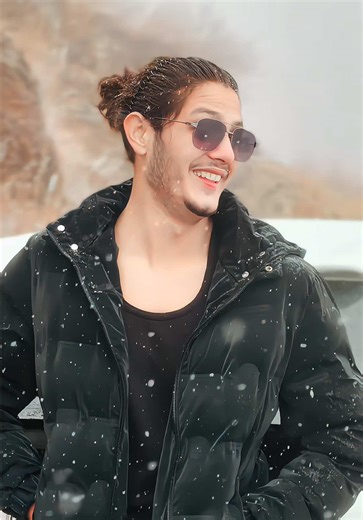 first snow ❄️ snow ⛄️ in PcR🍁🫀🦅#313🏴‍☠️ #foryourpage #harryfam01 #abdullahkhan01fam #viralvideo @🦅Haider🦅Abbas🦅🐆🐅