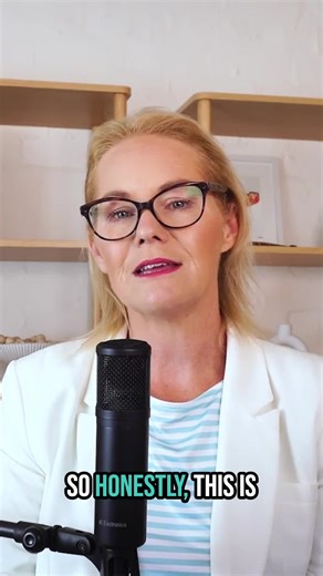 You’re past interns and contractors… but not ready for a full C-suite. That’s where the fractional model is pure magic — senior expertise, strategic support, and cross-industry insight you can’t buy anywhere else. 🎧 Watch the full episode wherever you get your podcasts #salenaknight #bringingbusinesstoretail #retailstrategist #businessgrowth #storescaling #onlinesales #profitgrowth