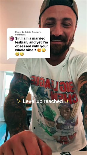 Replying to @Alicia Graber | im married