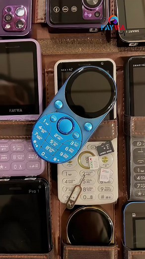 Faywa Diamond Mobile: Small Round-Display Phone