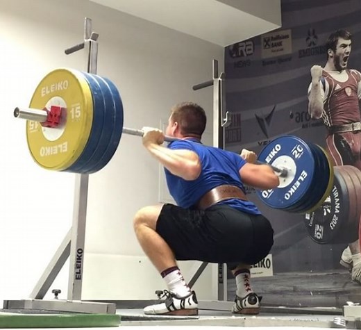 How Wave Loading Can Build Strength in Your Squat, Olympic Lifts, and More | BarBend