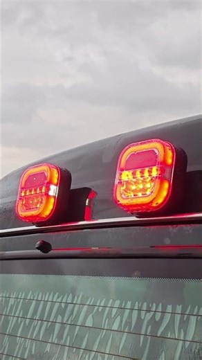 2.4GHz wireless lights with 100+ foot stable signal range