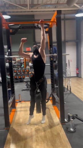 Donnez moi de la force la team 🦾👑#streetworkut #powerlifting #france🇫🇷 #cotedivoire🇨🇮225 #tiktokindia