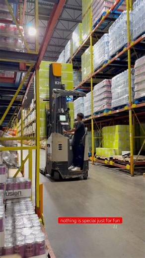 Forklift Double stack and side way pallet T level