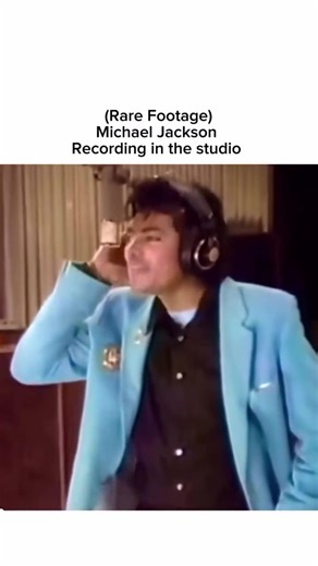Michael Jackson recording in the studio #michaeljackson #michaeljacksonfans #michaeljacksonfan #michaeljacksonforever #musiclegend