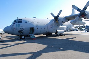 C-130E Hercules Video Tour - Air Mobility Command Museum