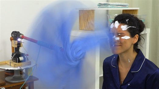 Machine applies makeup in less than 5 seconds.