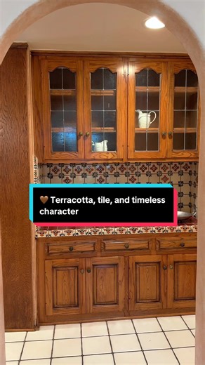 🍊 A kitchen that feels collected over time Warm wood cabinetry, hand-painted tile, and terracotta counters layered with texture and color. 🛑 From the rich red tile to the patterned backsplash, every surface tells a story. Character kitchens don’t need updating to feel beautiful. Reach out to see more character-filled homes or or for more details on this home: 📧 zahira@ciresocal.com . . . #creatorsearchinsightss #kitchendesign #vintagehome #losangelesrealestate #kitchenrenovation