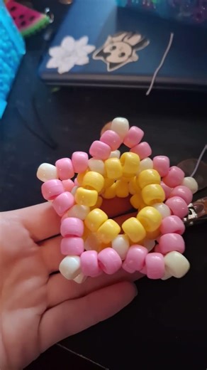 Kandi star fidget #kandi #kandikid #fidget #ponybeads #beads