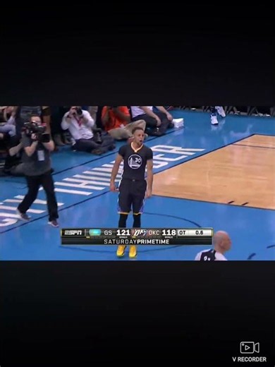The iconic double bang by Mike Breen. #stephencurry #nba #basketball #goldenstatewarriors #sports
