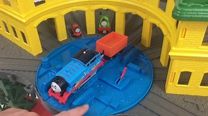 Thomas and Friends SUPER STATION GIANT Trackmaster Adventures Wooden Railway || Keith's Toy Box