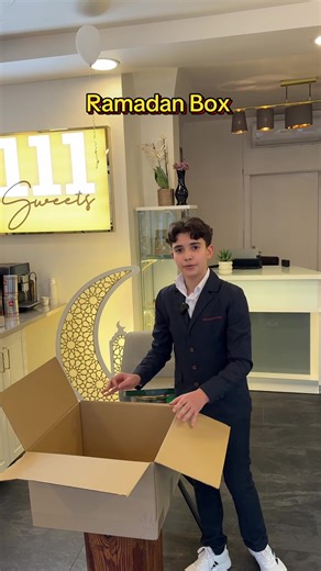 Discover Delicious Sweets in Vienna: Ramadan Box