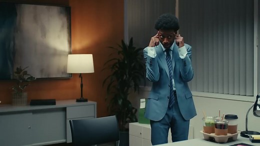 #Watch : Jennifer Aniston forgets who David Schwimmer is in new Super Bowl ad for Uber Eats🍝Other celebs such as Posh and David Beckham, and Usher also have cameos in the commercial. Read here : https://www.exchange4media.com/advertising-news/jennifer-aniston-forgets-who-david-schwimmer-is-new-super-bowl-ad-for-uber-eats-132398.html #ubereats #commercial #friends #advertising #marketing | exchange4media