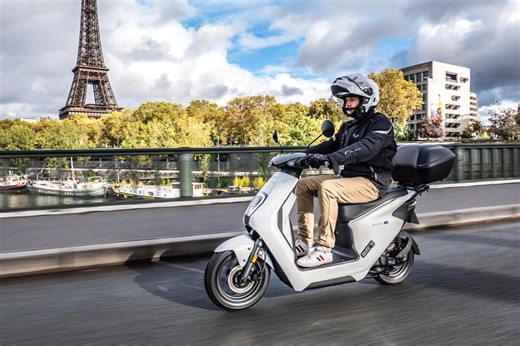 Permis B : voici tous les deux-roues que vous pouvez conduire légalement (sans repasser le permis)