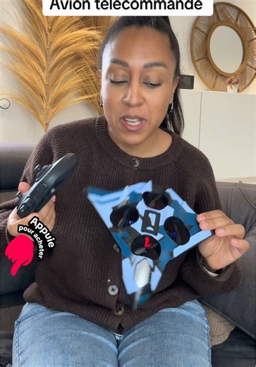 Avion télécommandé rechargeable pour les petits et les grands #avion#jouet #tiktokshopfrance #enfant #kids